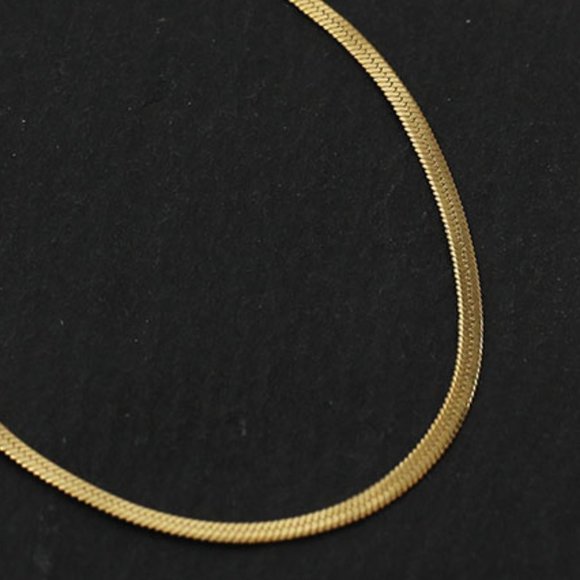 MILA Mini Snake Skin Textured Chain Necklace - Picture 8 of 10